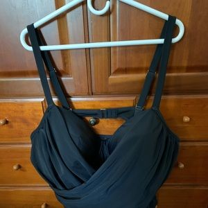 Old Navy size 4x One Piece Swimsuit